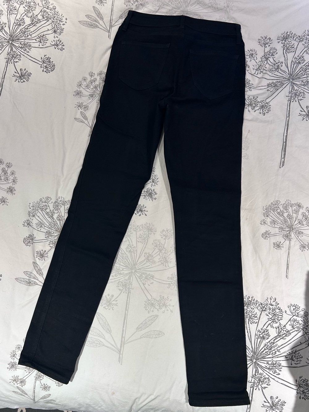 2/$25 Old Navy Black Women's Skinny Jeans